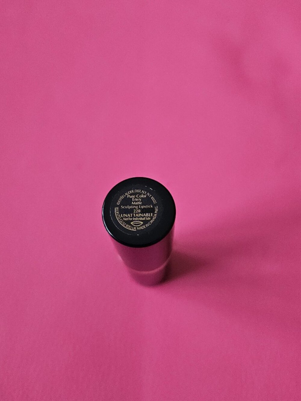 Estée Lauder Pure Color Envy Matte Sculpting Lipstick #220 Unattainable